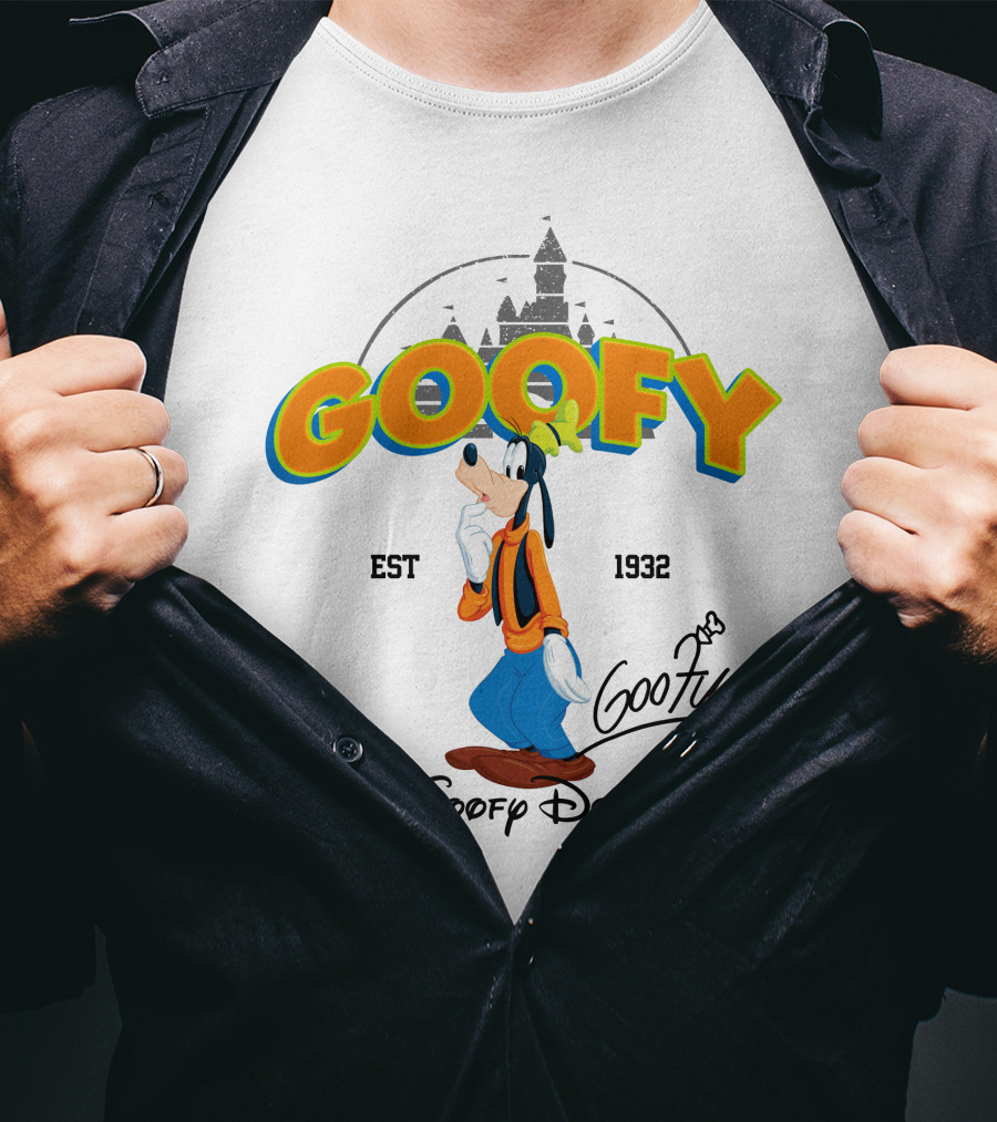 Goofy Est 1932 Disney Goofy Dog Castle Backdrop T-Shirt