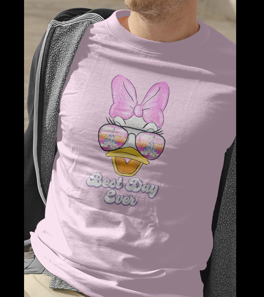 Best Day Ever Daisy Duck Disney Castle Reflection T-Shirt
