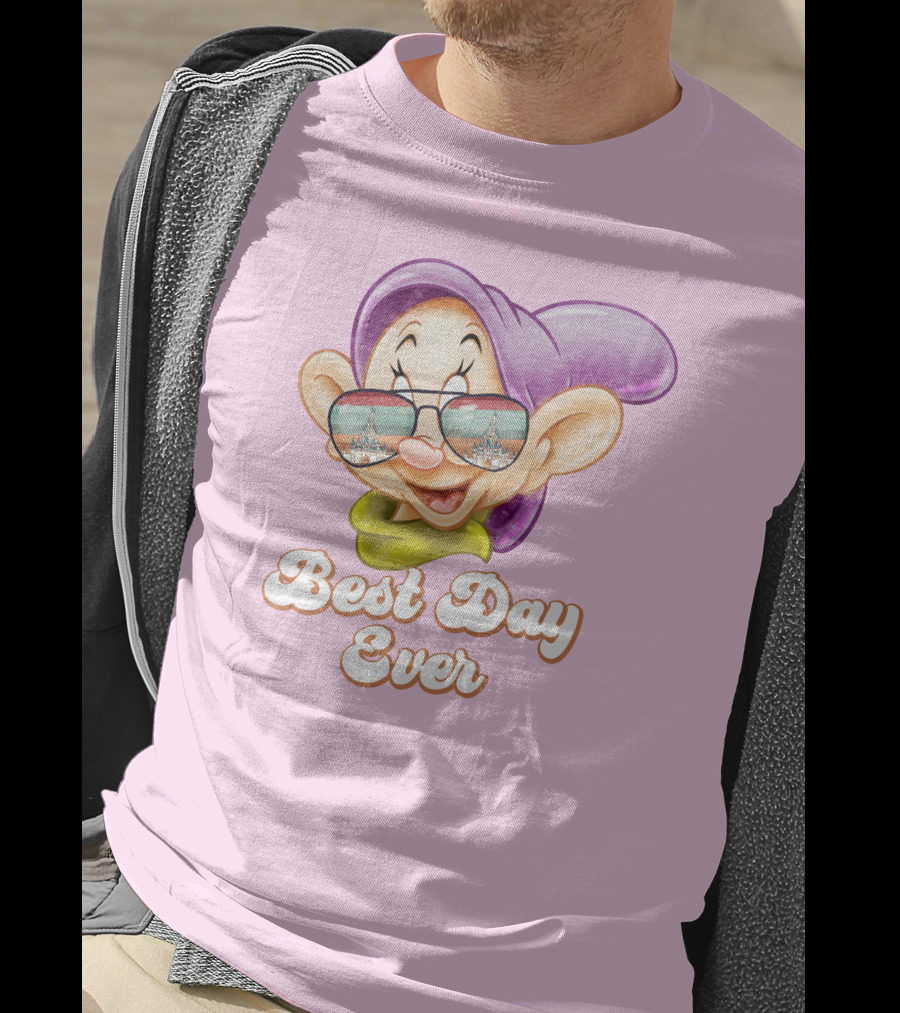 Best Day Ever Dopey Sunglasses Castle T-Shirt