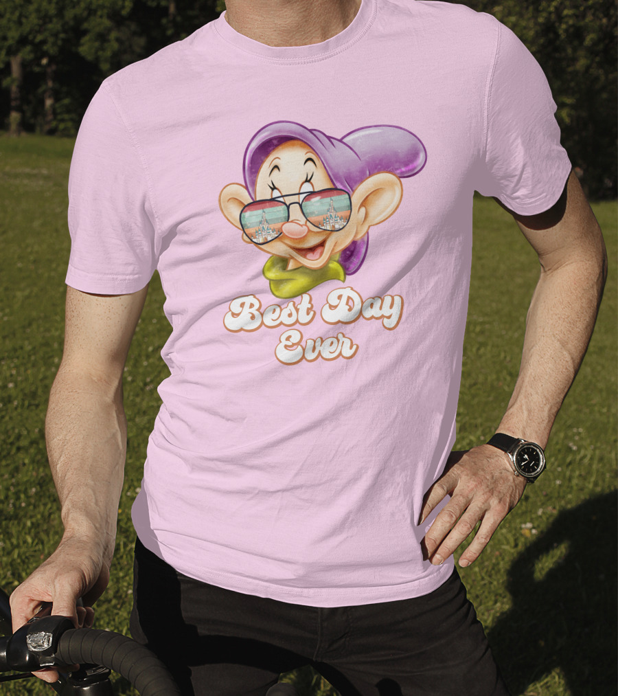 Best Day Ever Dopey Sunglasses Castle T-Shirt