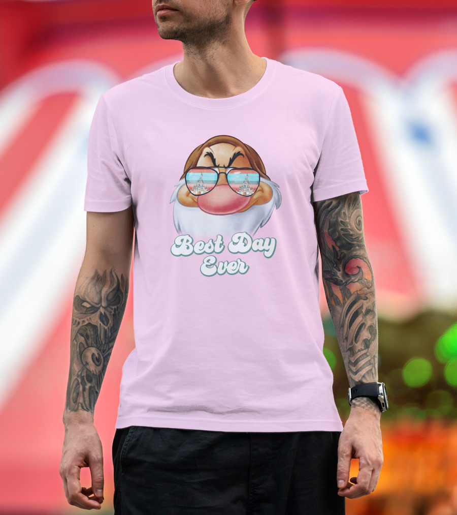Best Day Ever Grumpy Dwarf Sunglasses Castle Scene T-Shirt