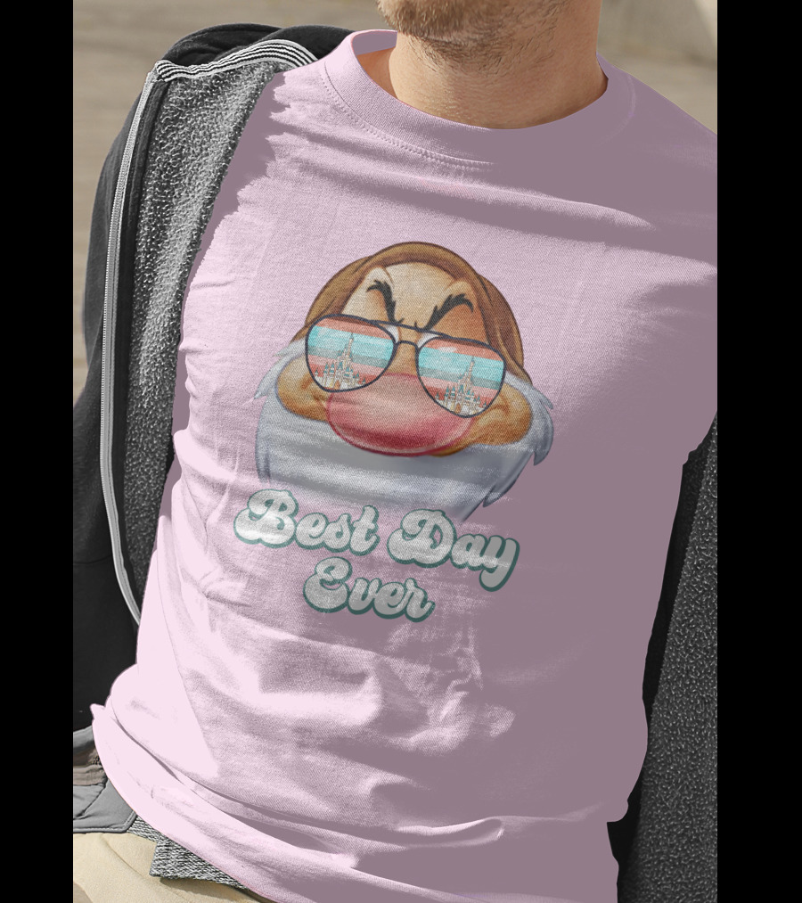 Best Day Ever Grumpy Dwarf Sunglasses Castle Scene T-Shirt