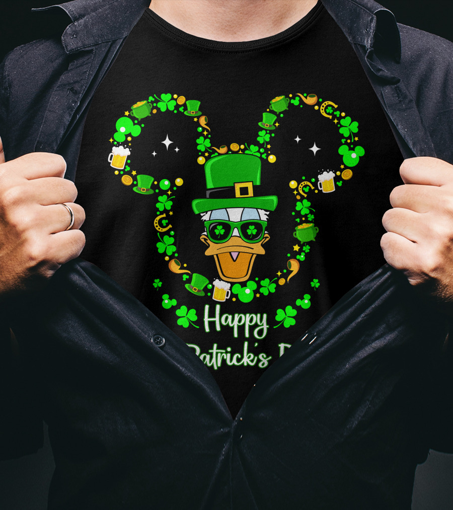 Happy St. Patrick's Day Donald Duck With Shamrocks And Beer T-Shirt