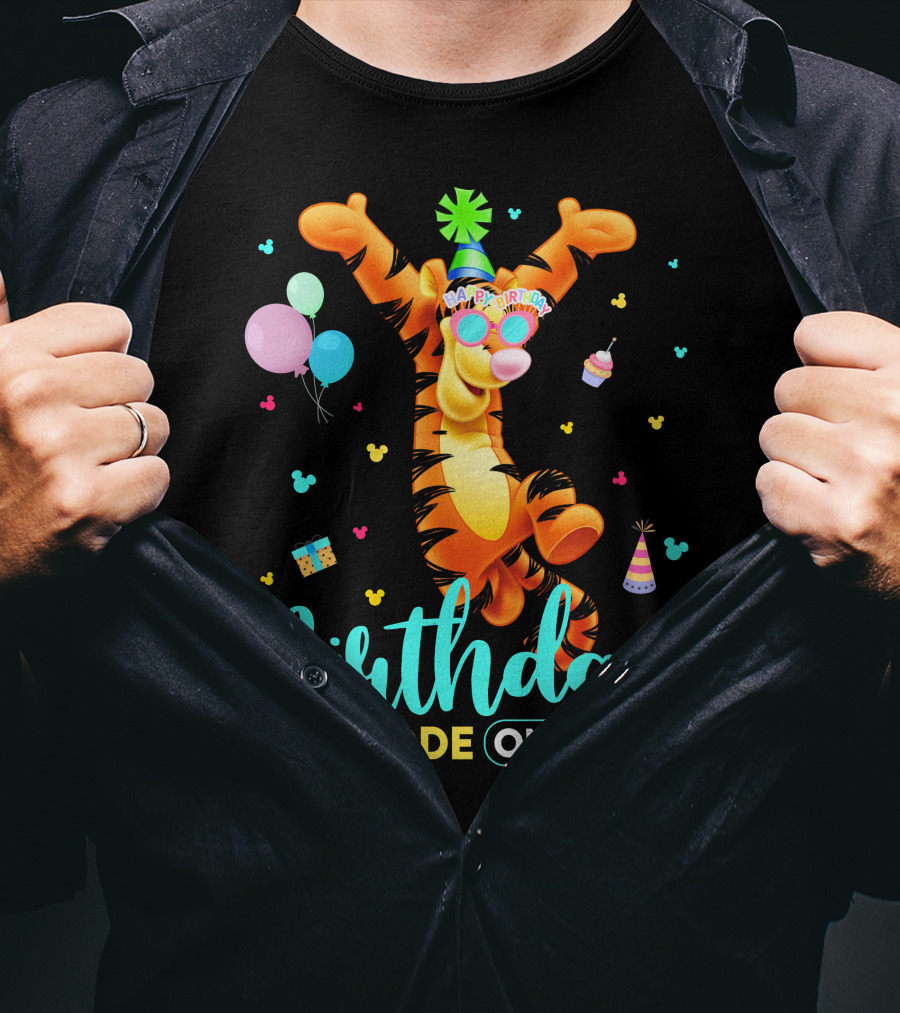 Tigger Birthday Mode On Party Celebration Balloons Cupcake Hat T-Shirt