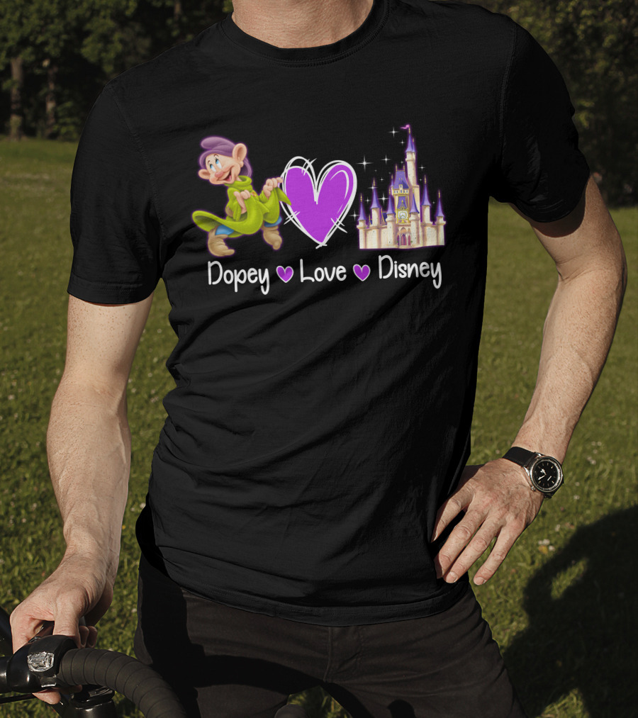 Dopey Love Disney Castle Magic T-Shirt