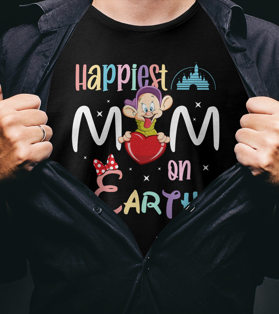 Happiest Mom On Earth Dopey Disney Castle Heart T-Shirt