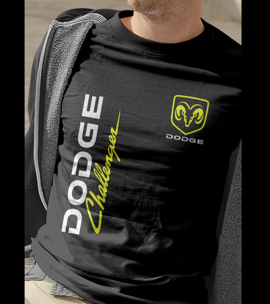Dodge Challenger 01 Ram T-Shirt