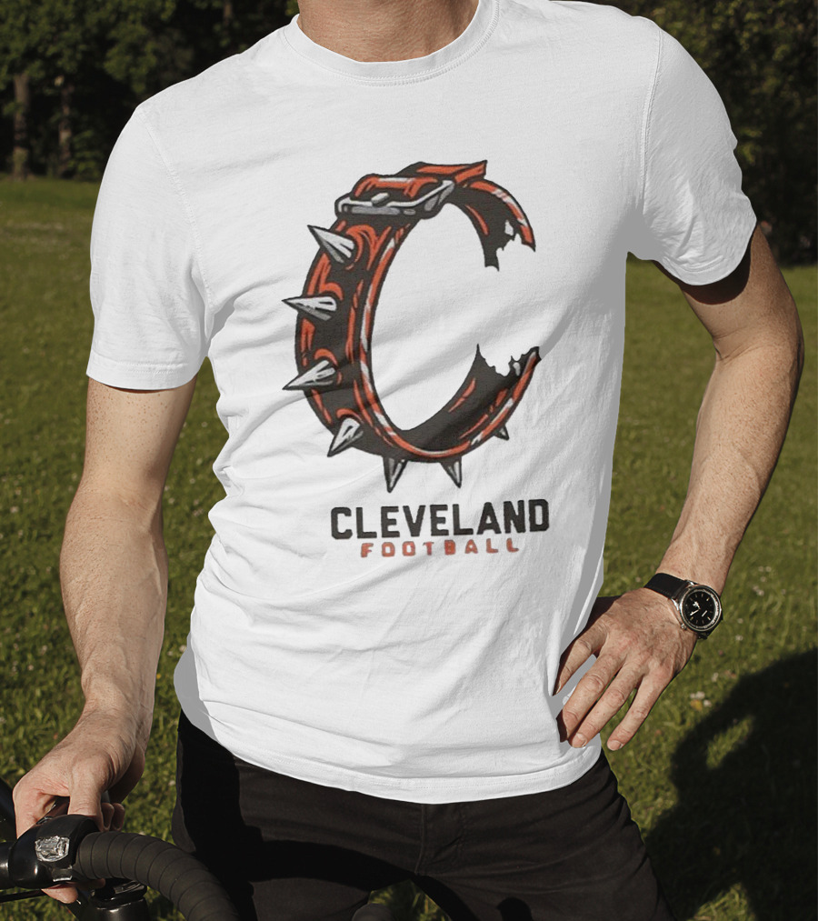 Cleveland Football Spiked Collar C T-Shirt
