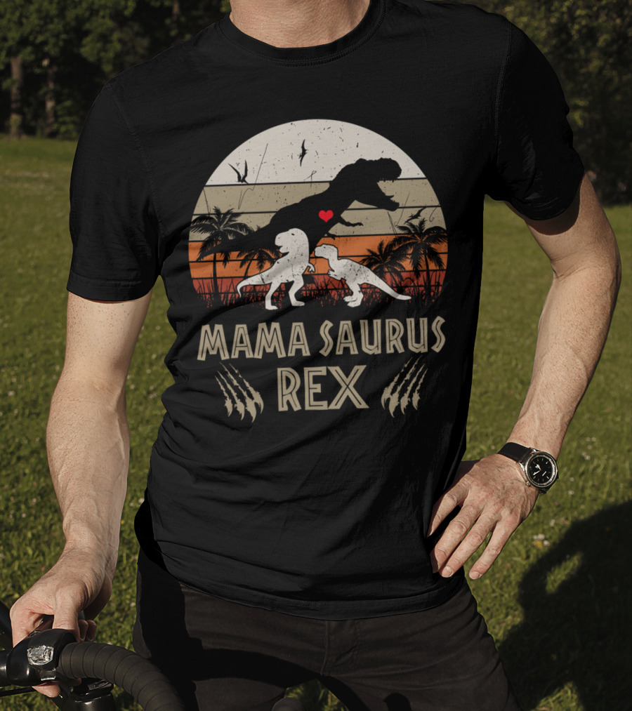 Mamasaurus Rex Cool Mom Dinosaur Scene With Heart And Claw Marks T-Shirt