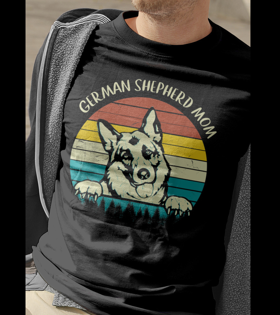 German Shepherd Mom Retro Sunset T-Shirt