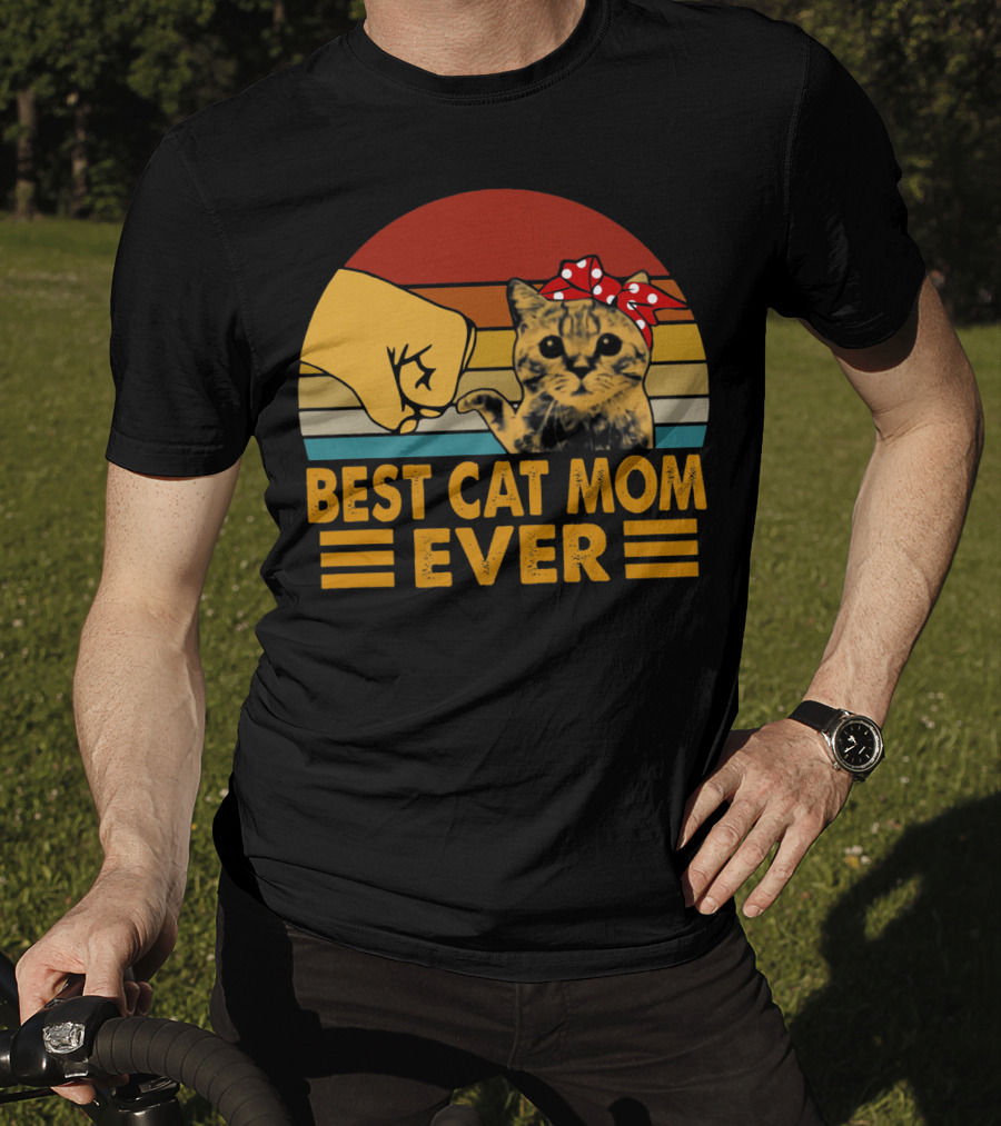 Best Cat Mom Ever Vintage Fist Bump With Cat Bow Stripes T-Shirt