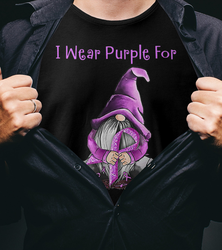 I Wear Purple For Fibromyalgia Awareness Gnome Holding Purple T-Shirt