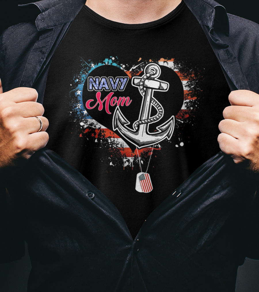 Navy Mom Anchor Heart American Flag Background T-Shirt