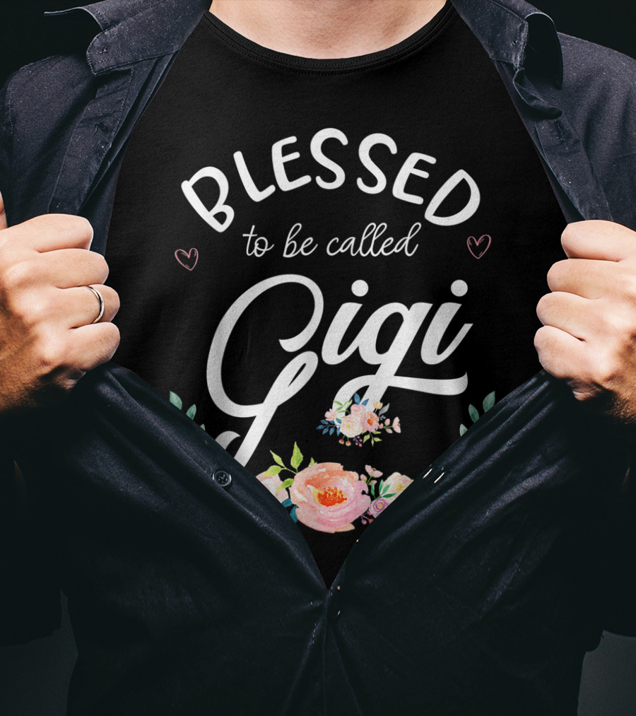 Blessed To Be Called Gigi Floral Grandma T-Shirt