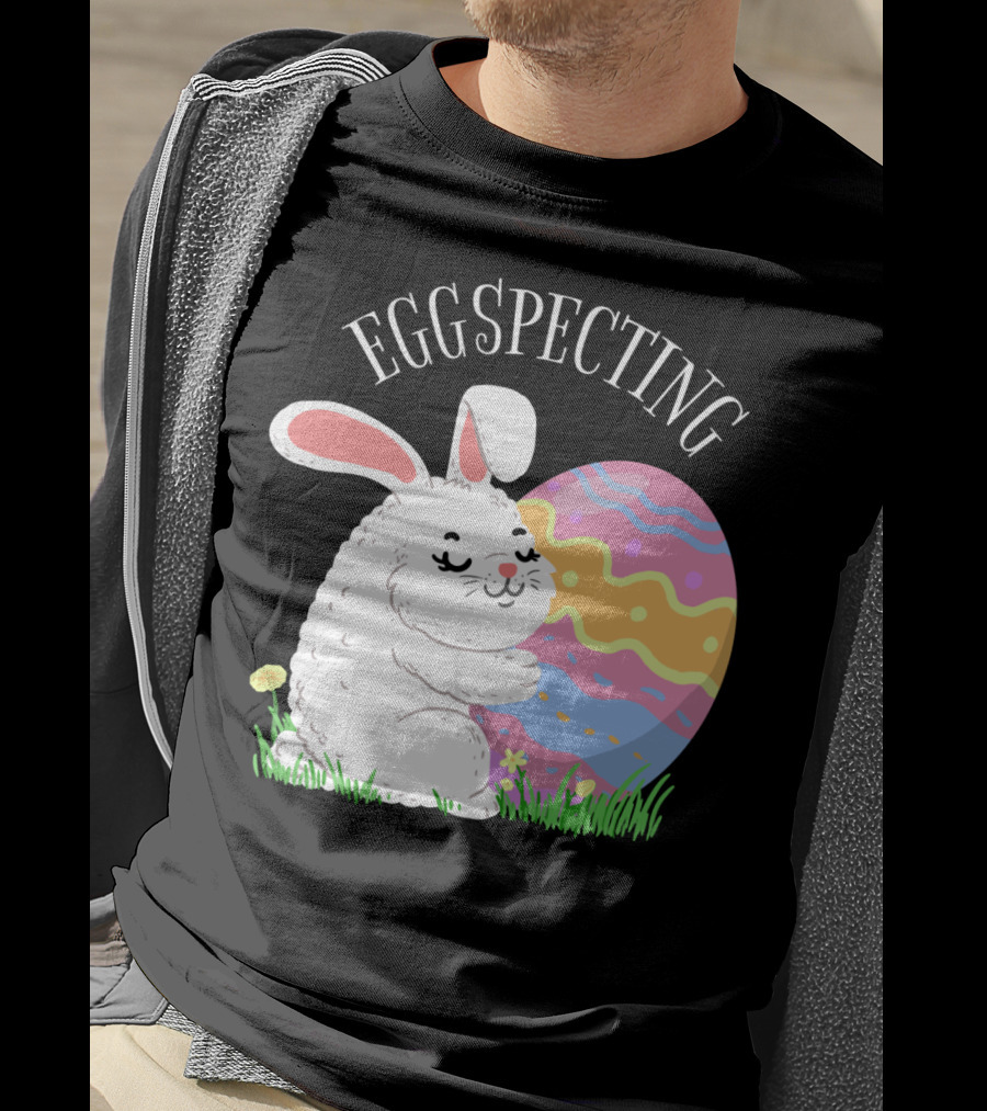 Eggspecting Easter Bunny Hugging Colorful Egg Pregnancy Announcement T-Shirt