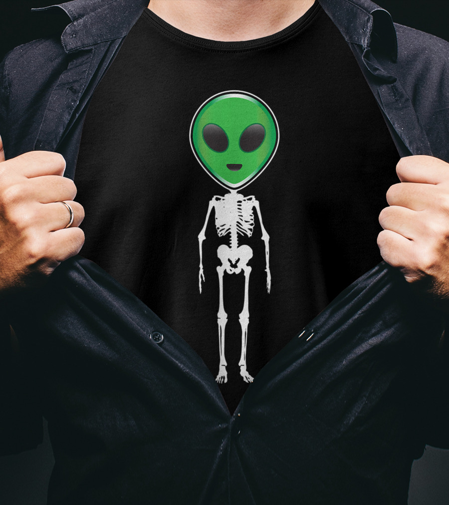 Alien Skeleton With Green Head T-Shirt