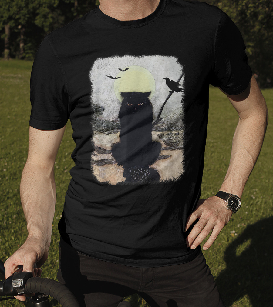 Moonlit Spooky Halloween Scary Black Cat With Bats And Crow T-Shirt