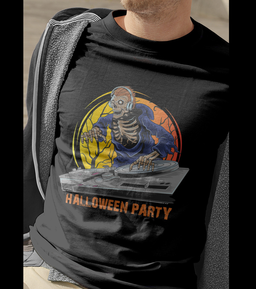 Skeleton DJ Halloween Party Horror T-Shirt