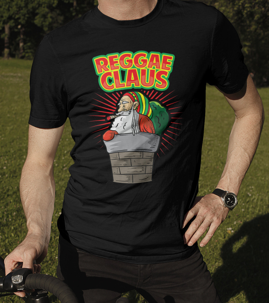 Reggae Claus Santa With Dreadlocks Smoking Weed In Chimney T-Shirt