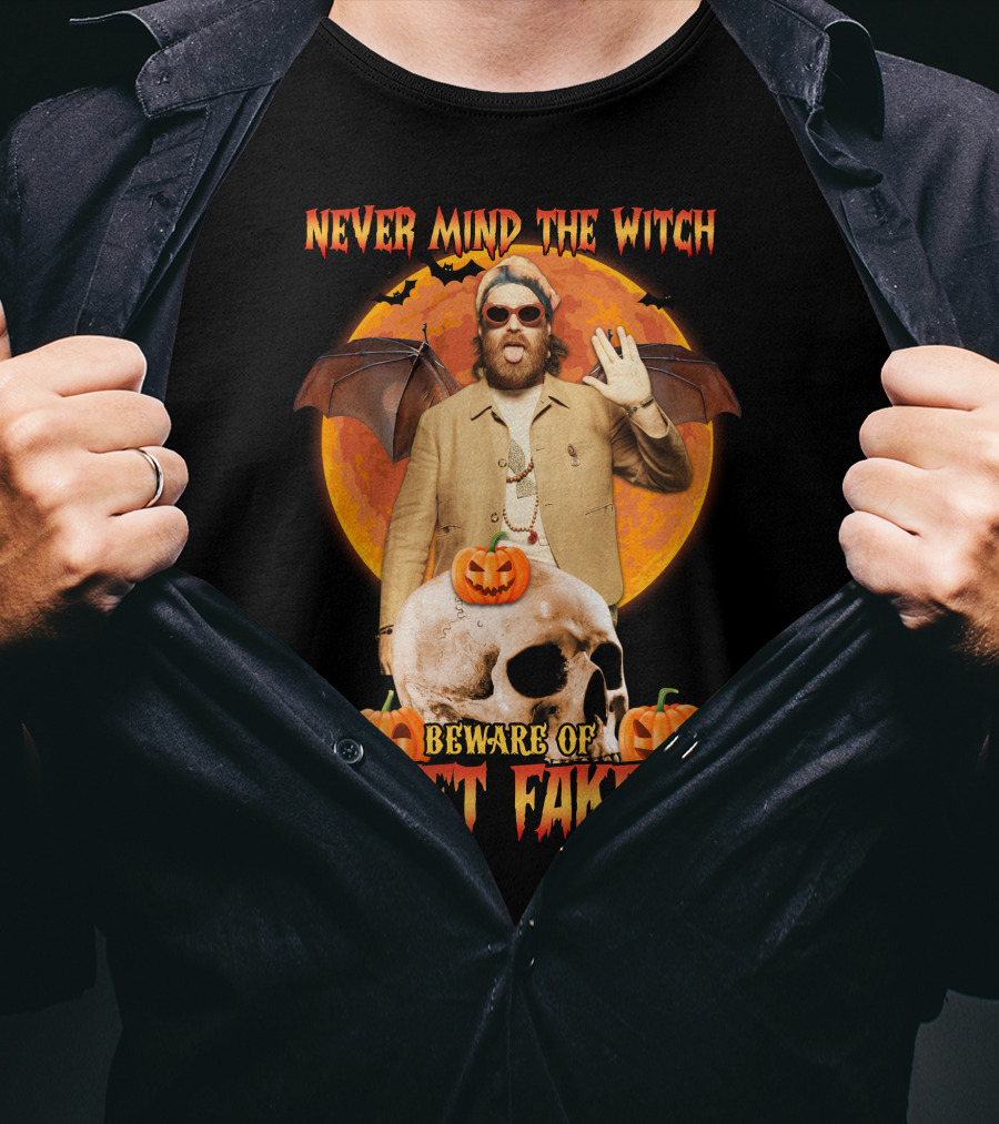 Never Mind The Witch Beware Of Chet Faker Halloween Skull Pumpkins And Bat Wings T-Shirt