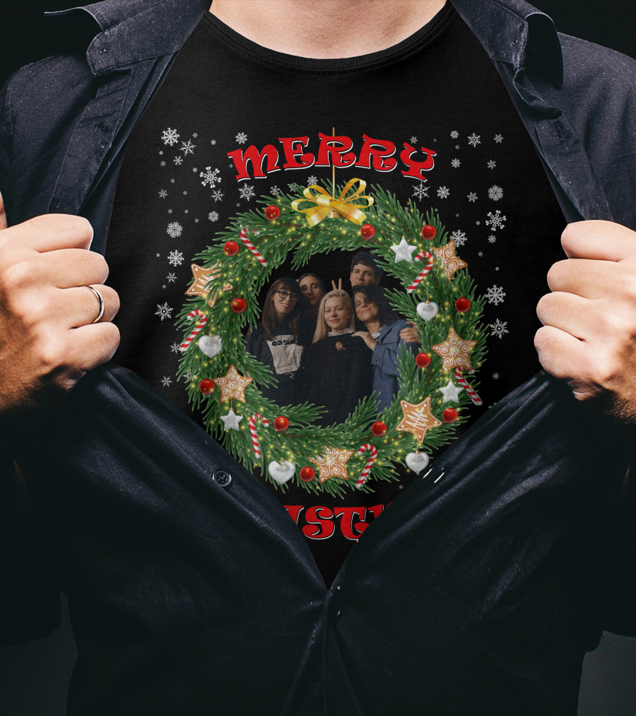Merry Christmas Alvvays Santa Hat And Christmas Wreath T-Shirt