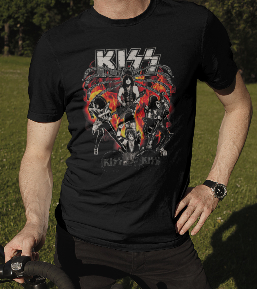 KISS Spider Stage Fiery Rock Band Performance T-Shirt