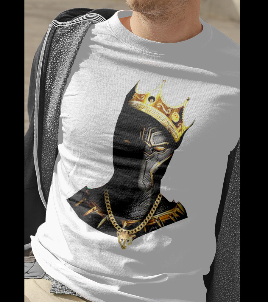Black Panther King Crown Gold Chain Marvel Style T-Shirt