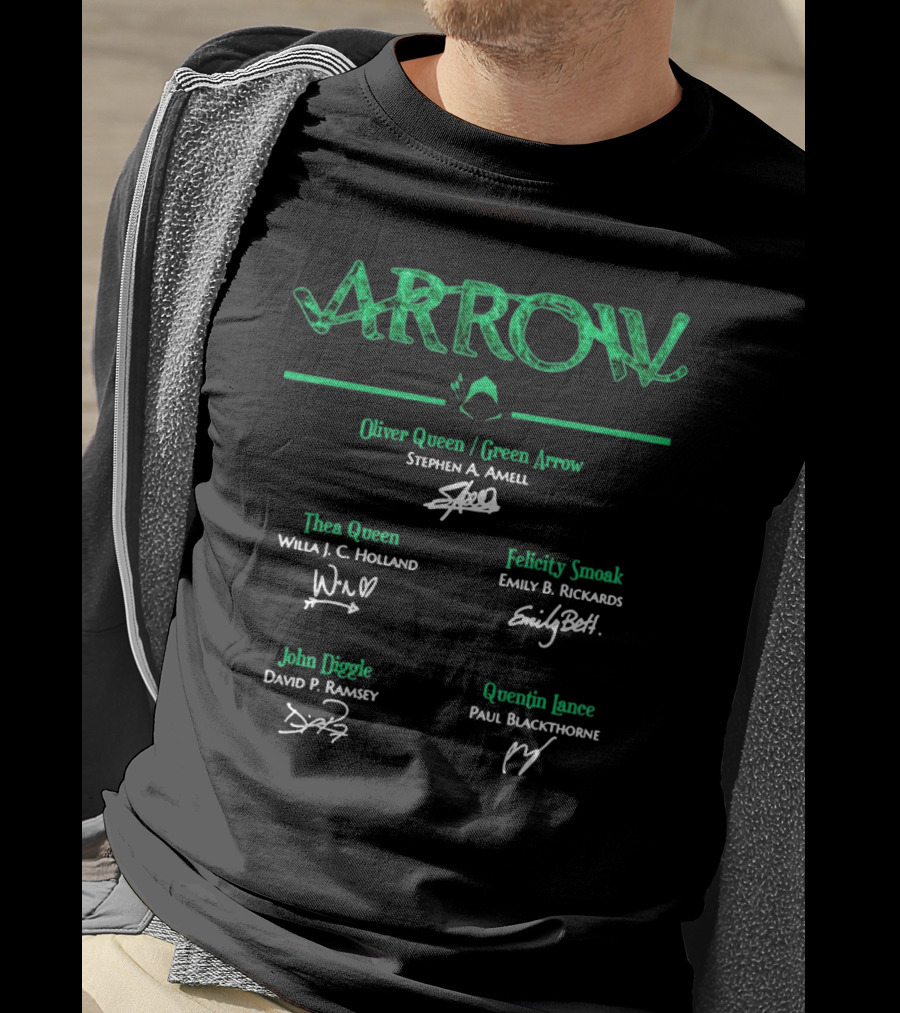 ARROW Stephen Amell Oliver Queen Green Arrow Willa Holland Emily Bett Rickards David Ramsey Paul Blackthorne T-Shirt