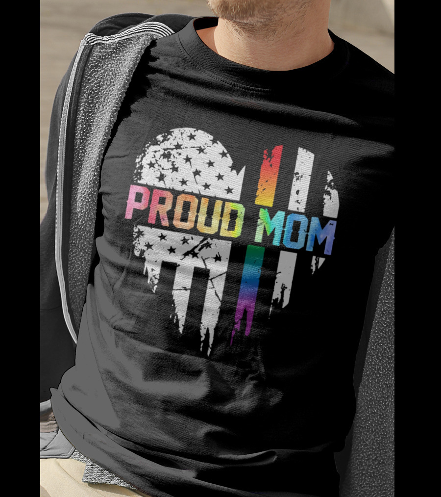 Proud Mom Rainbow Heart With American T-Shirt