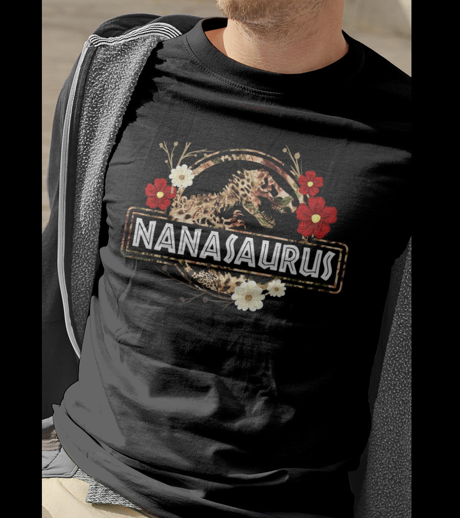 Nanasaurus Dinosaur Funny Nana Saurus Floral T-Shirt