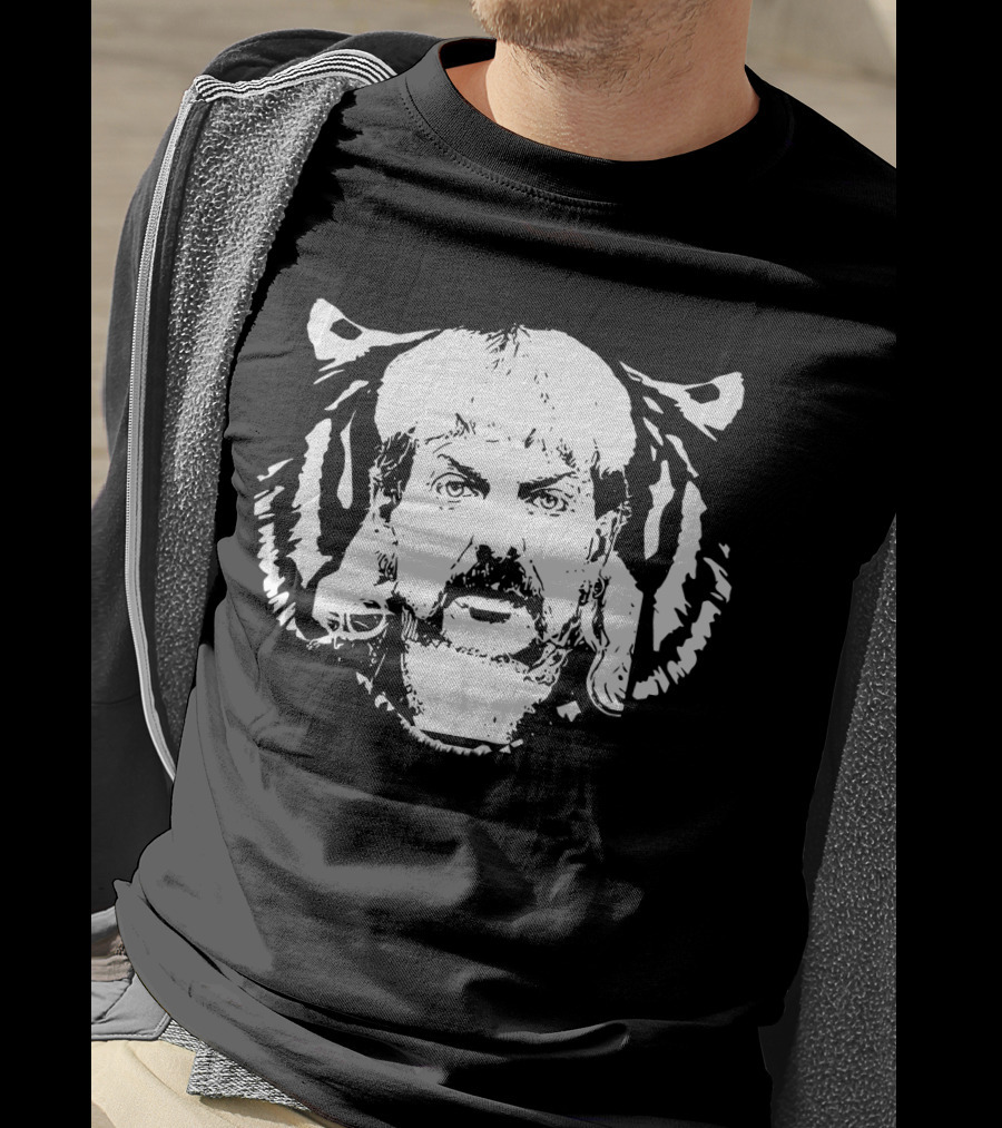 Tiger King Joe Exotic Iconic T-Shirt