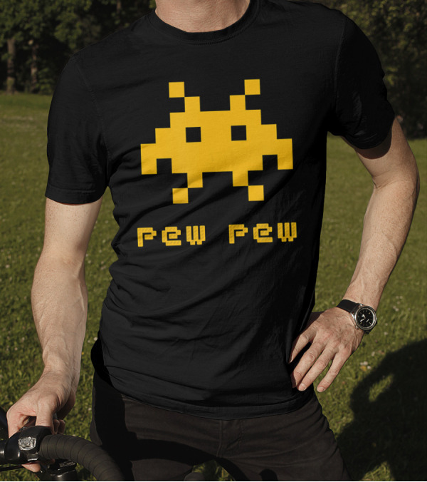 Pew Pew Space Alien Invaders 8 Bit Retro UFO Video T-Shirt