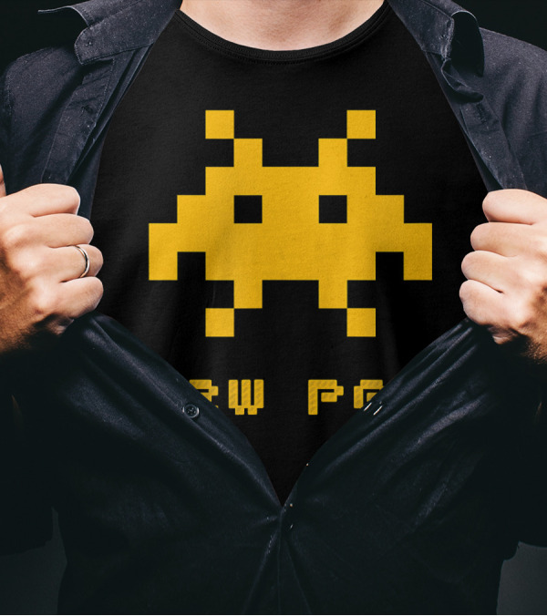 Pew Pew Space Alien Invaders 8 Bit Retro UFO Video T-Shirt