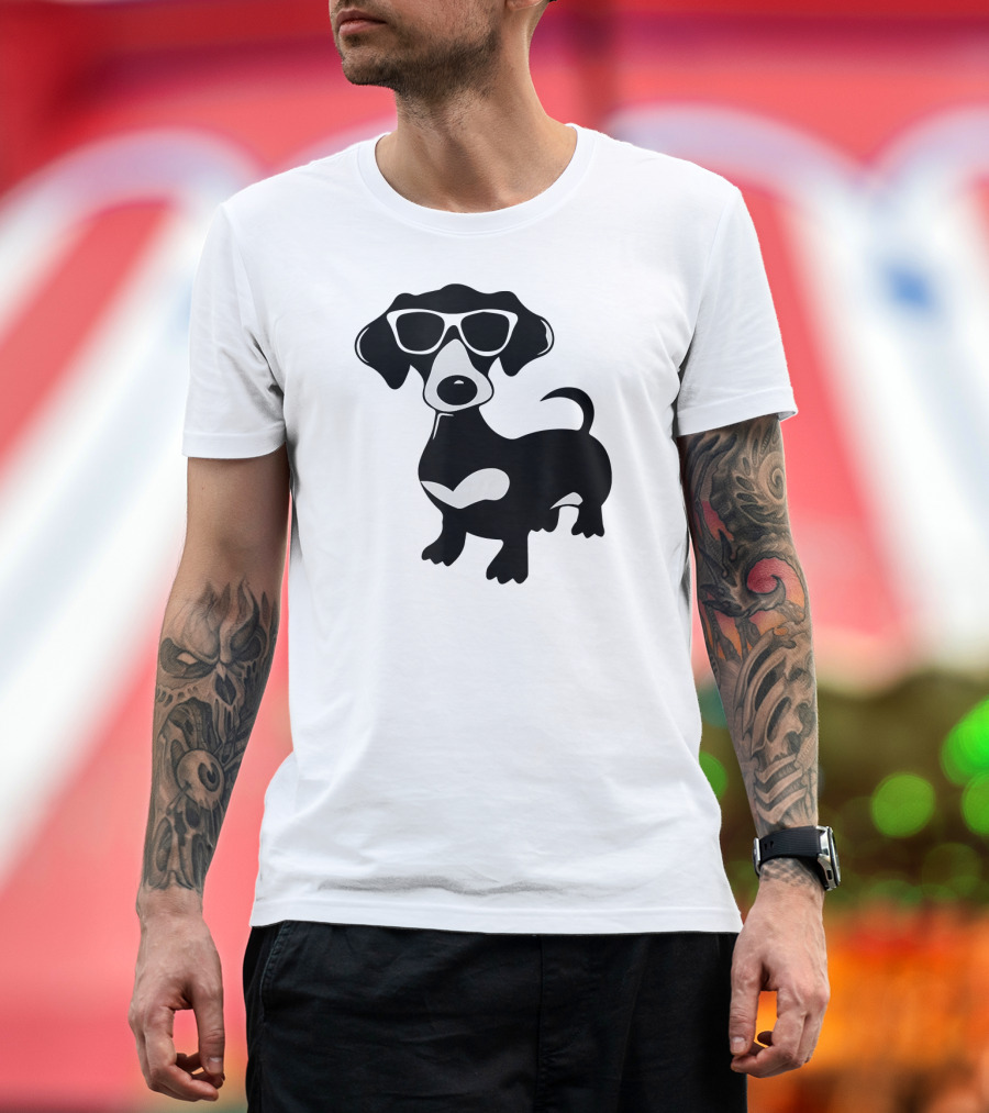 Cool Dachshund with Stylish Sunglasses T-Shirt