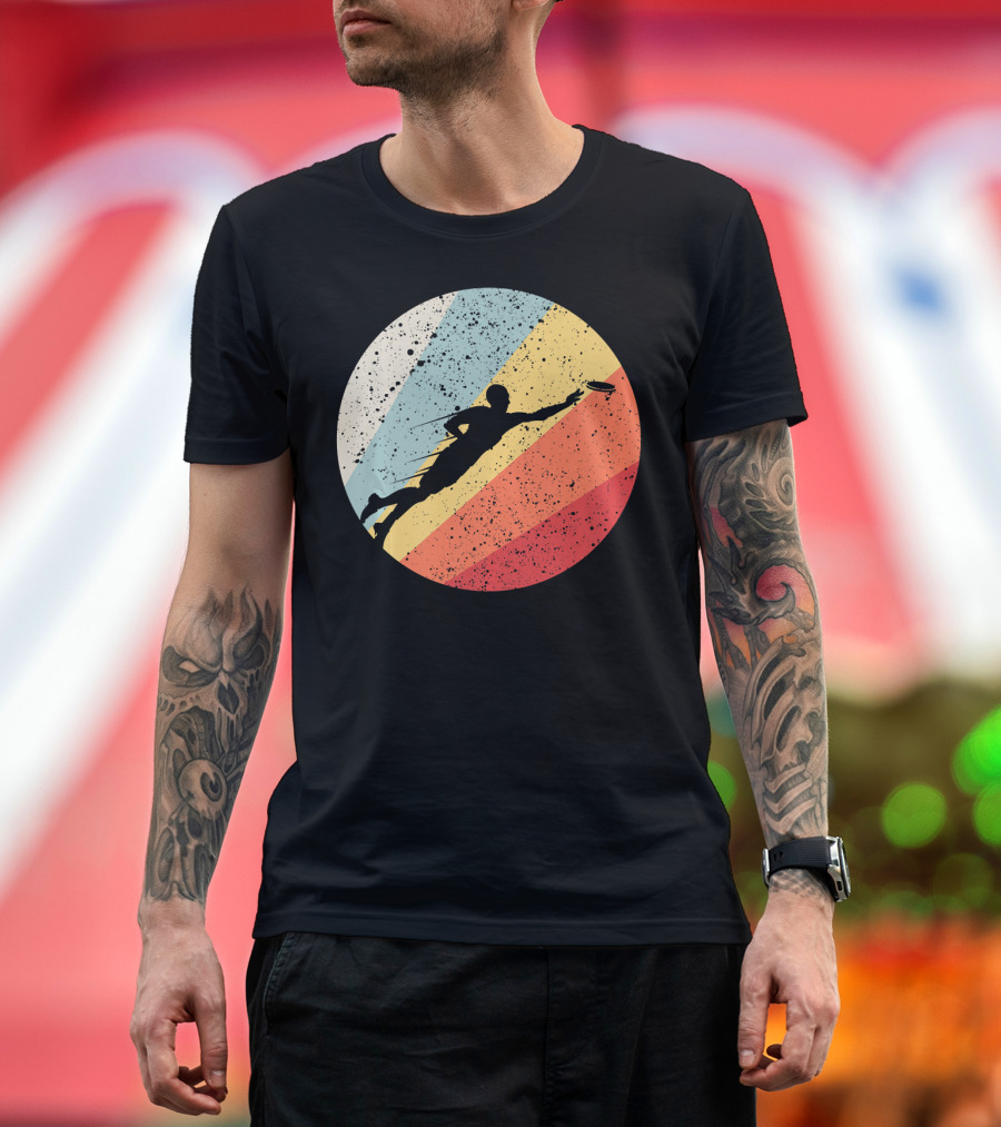Vintage Ultimate Frisbee Retro Rainbow Silhouette Circle T-Shirt
