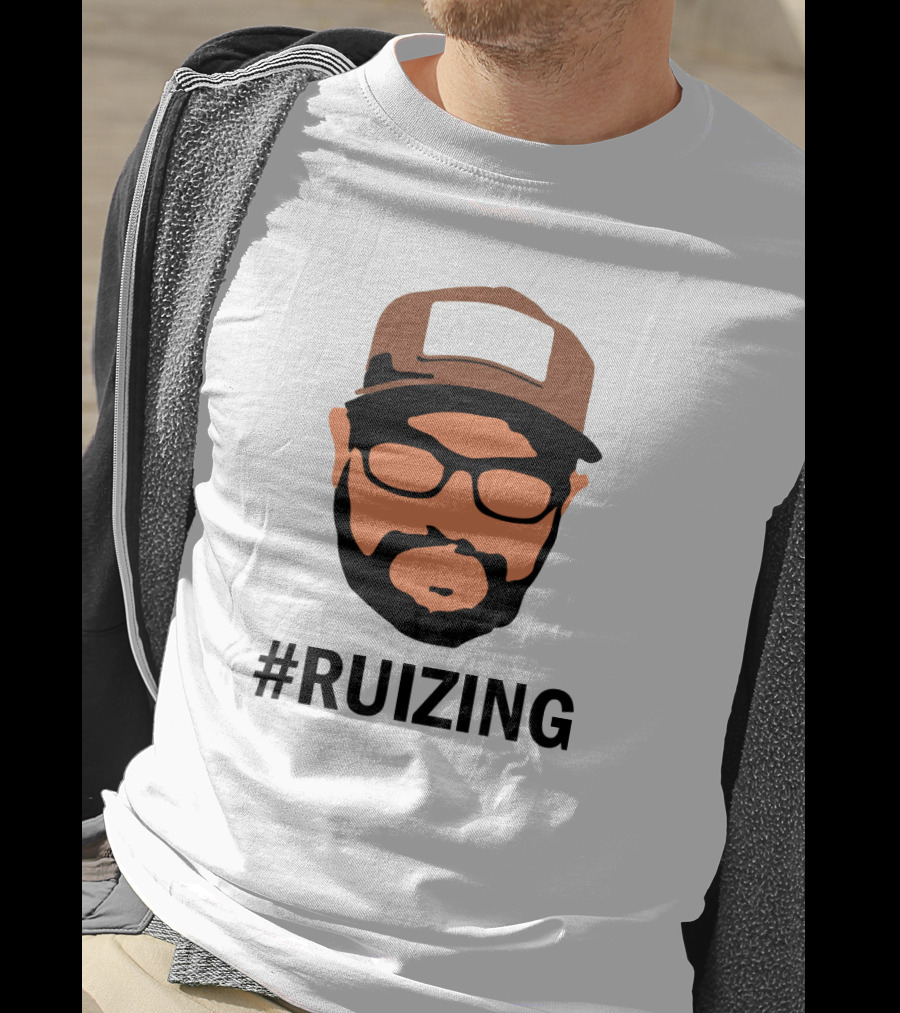 Ruizing Iconic Beard Glasses Cap Face T-Shirt
