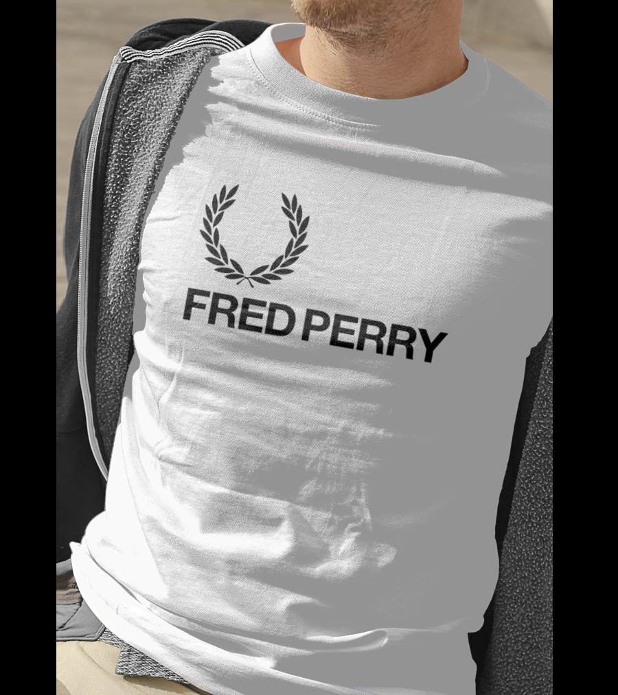 FRED PERRY Laurel Wreath T-Shirt