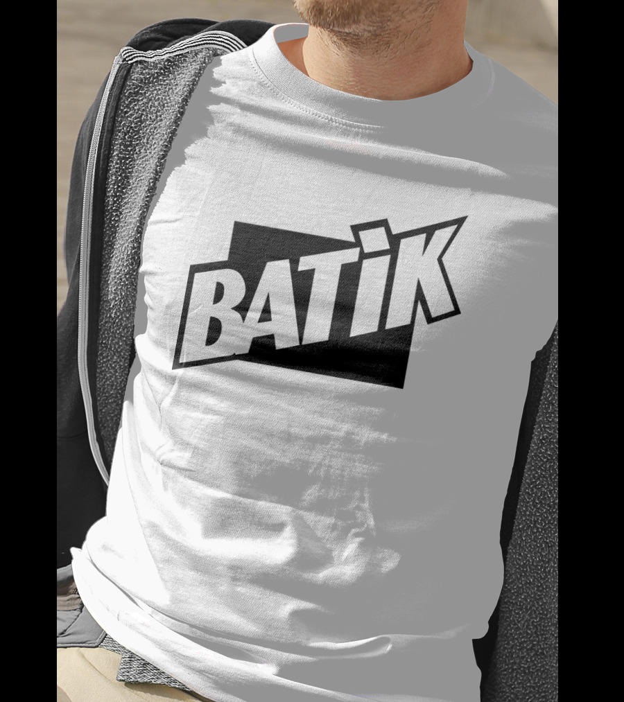 BATIK T-Shirt