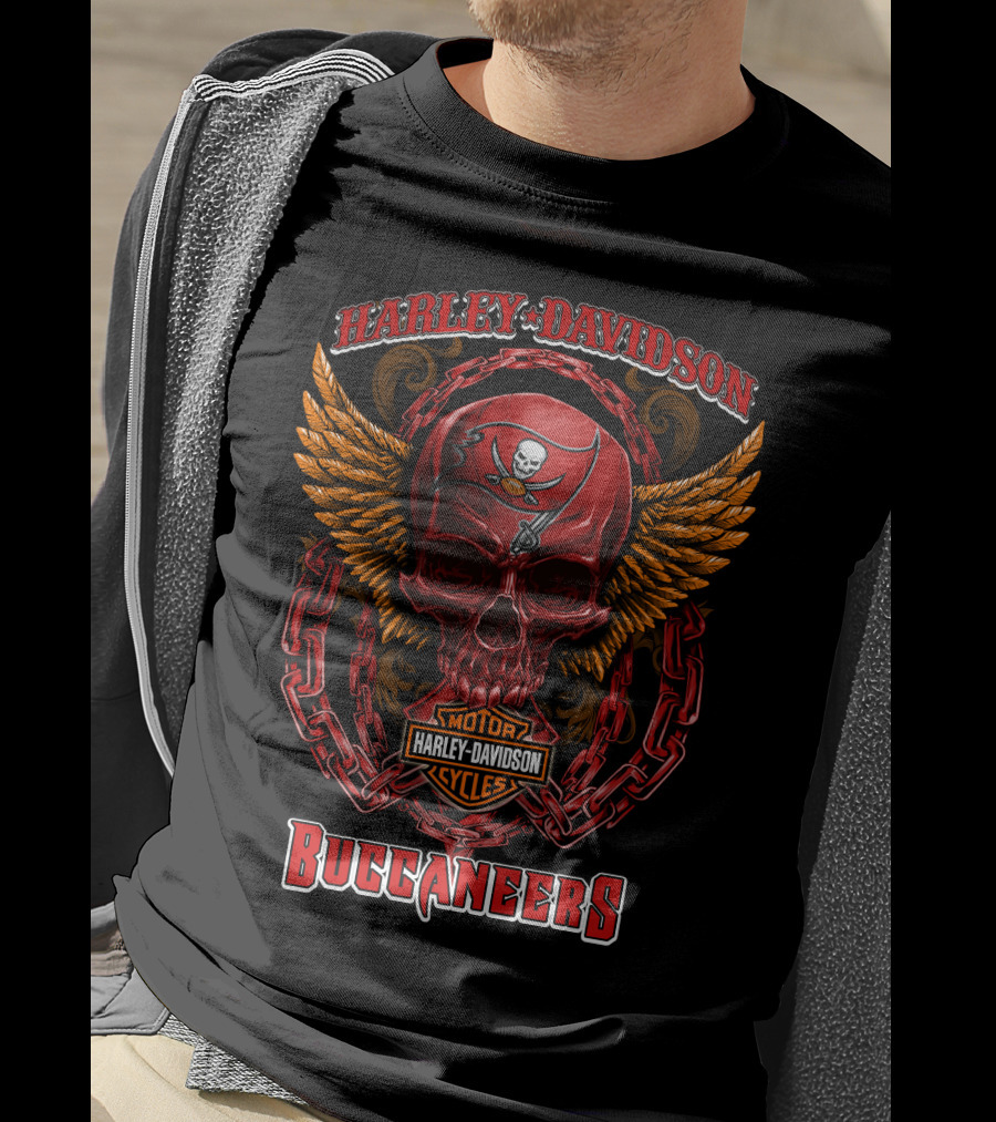 Harley Davidson Motorcycles Buccaneers Skull Logo Wings Chains T-Shirt