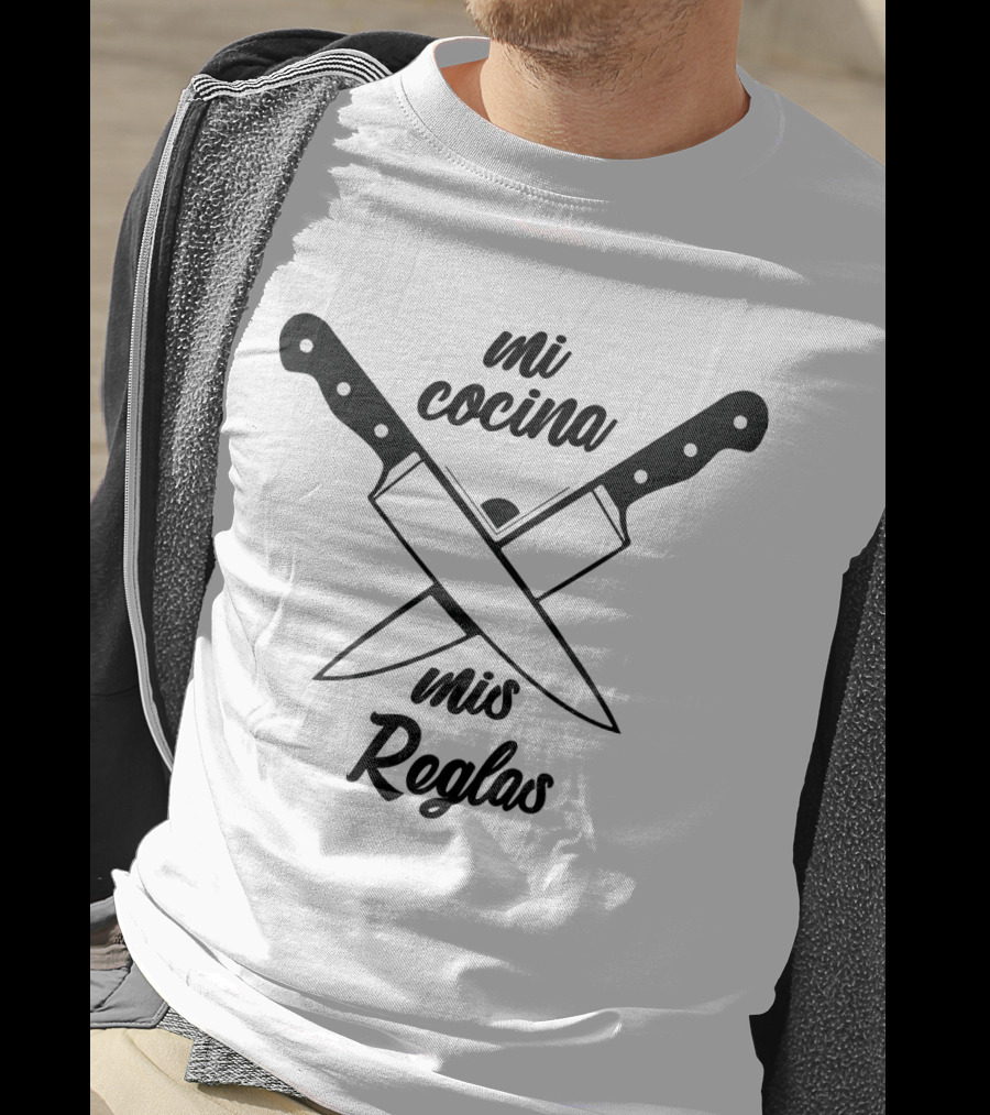 Mi Cocina Mis Reglas Cross Knives T-Shirt