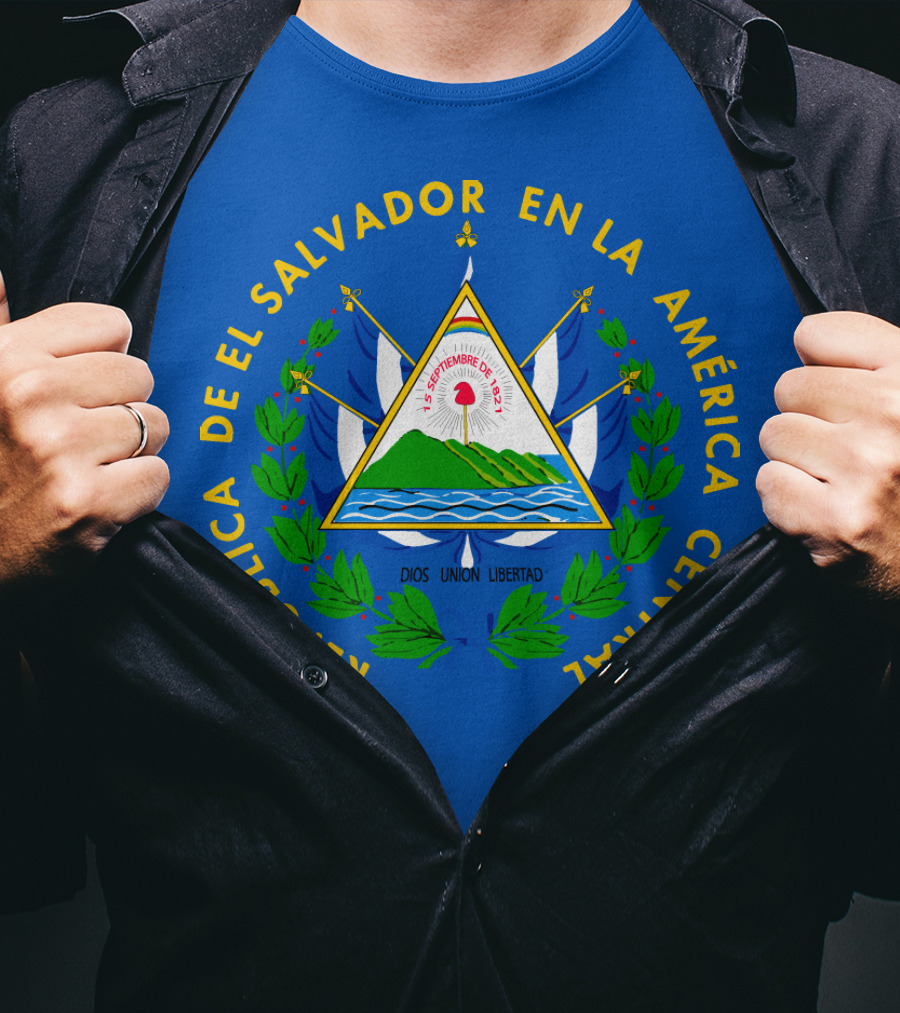 República DE El Salvador En LA América Central Dios Unión Libertad Escudo DE El Salvador T-Shirt