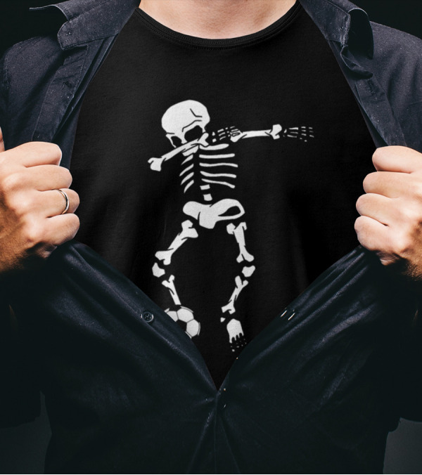 Skeleton Soccer Dab Halloween Lazy Dabbing Skeleton With Soccer Ball T-Shirt