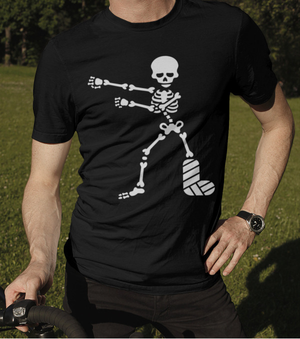 Broken Leg Plaster Floss Dance Flossing Skeleton T-Shirt