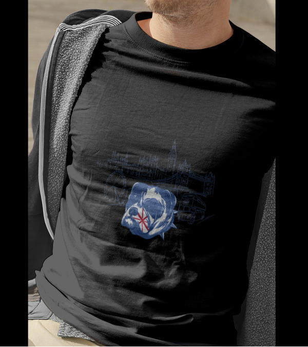 Bulldog With Big Ben And London Landmarks Tower Bridge Ferris Wheel Iconic T-Shirt