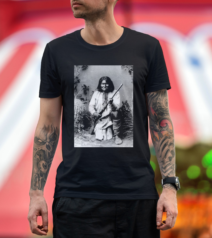 Apache Chief Geronimo Historical Photograph with Rifle T-Shirt