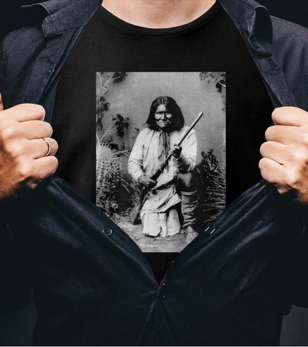 Apache Chief Geronimo Historical Photograph With Rifle T-Shirt