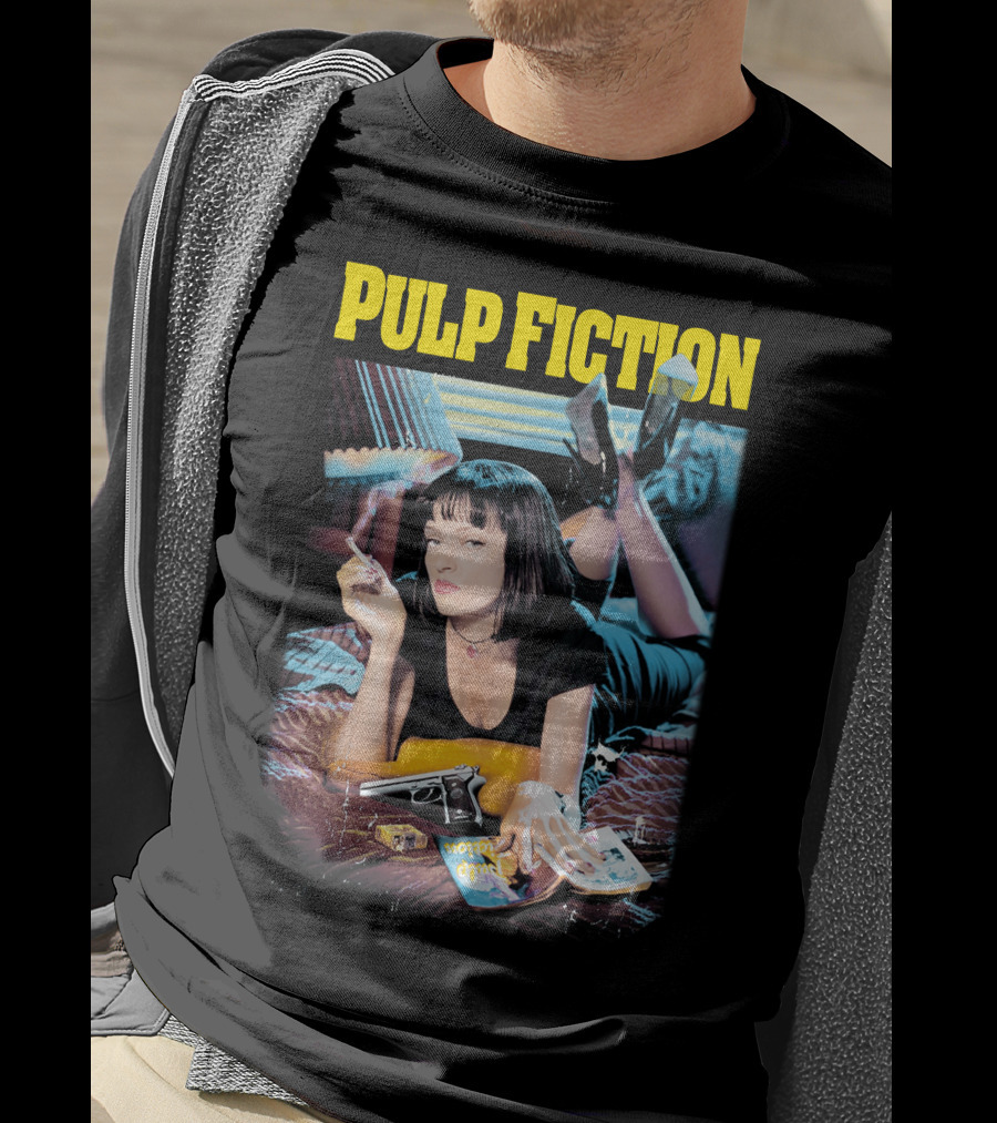 Pulp Fiction Mia Wallace Smoking Gun And Magazine T-Shirt