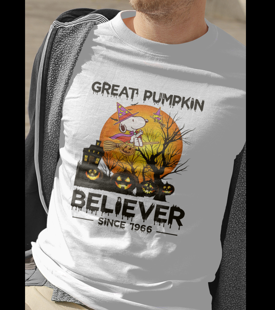 Great Pumpkin Believer Since 1966 Snoopy Halloween Scene T-Shirt