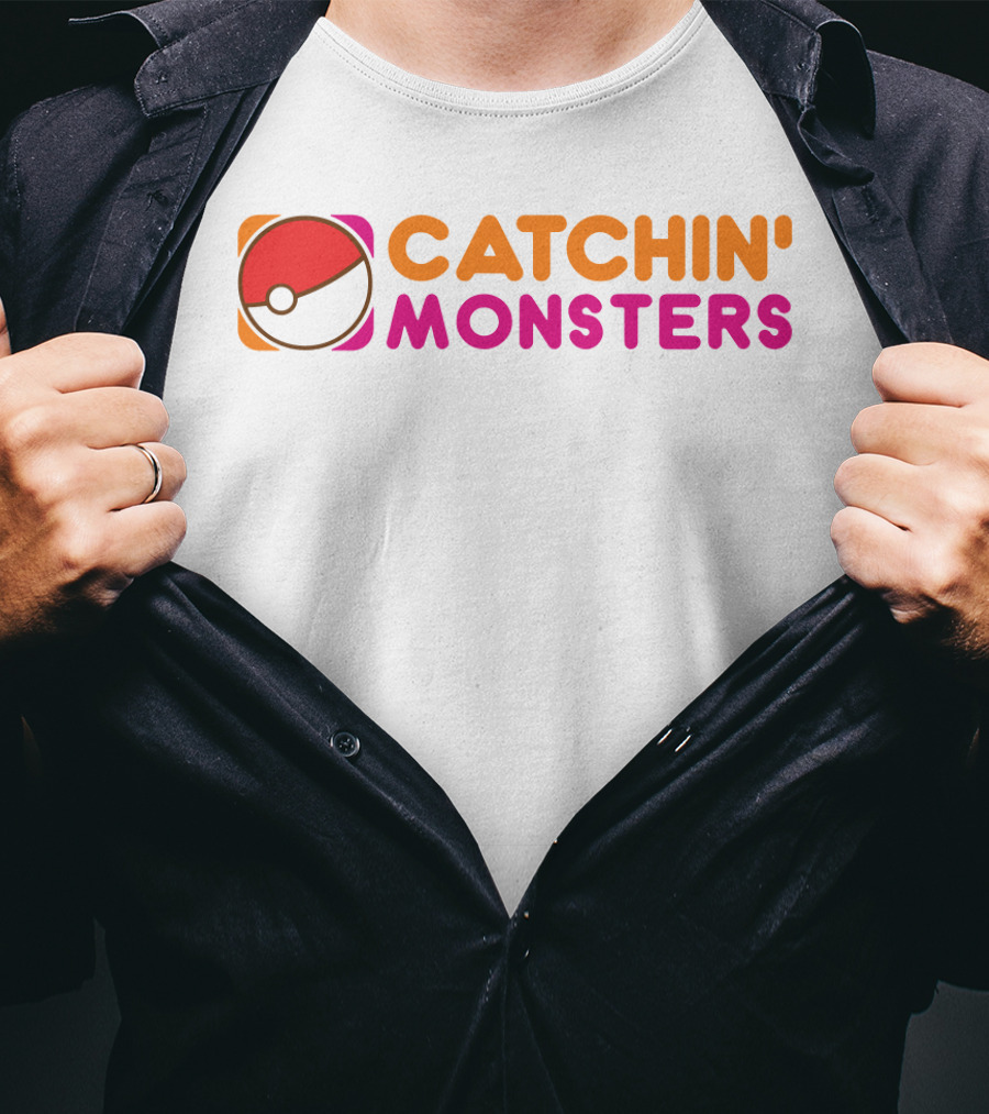 CATCHIN' MONSTERS Poké Ball T-Shirt
