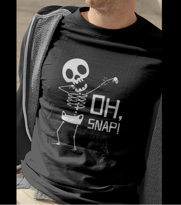 Oh Snap Dabbing Skeleton Halloween Broken Bones T-Shirt